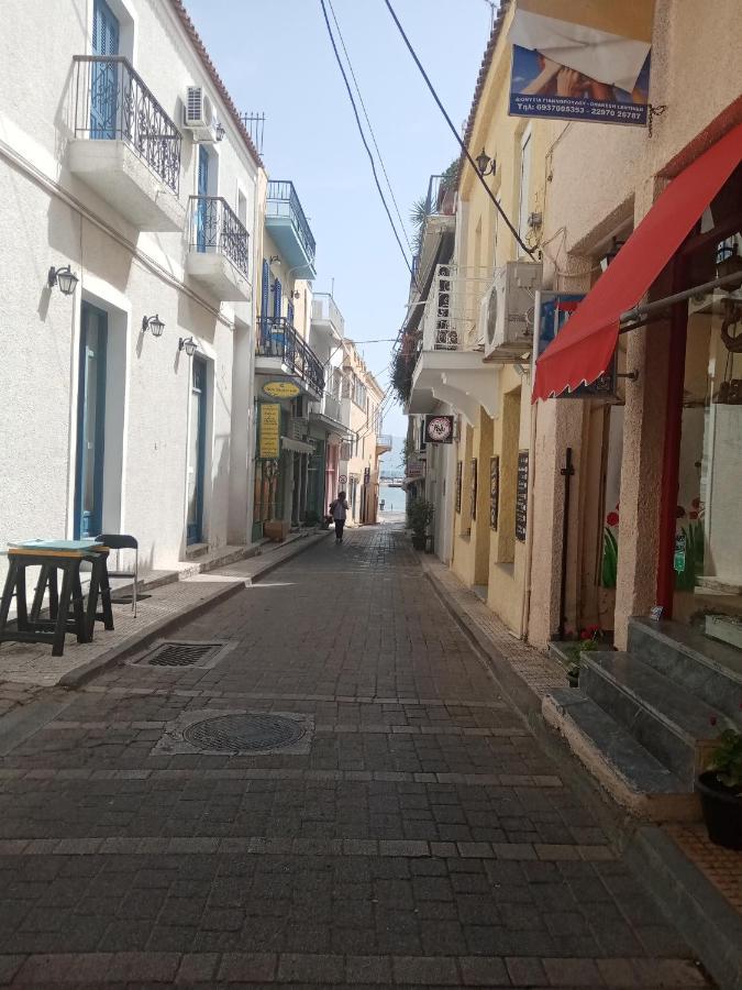 Aegina'S Flowers House Exterior photo